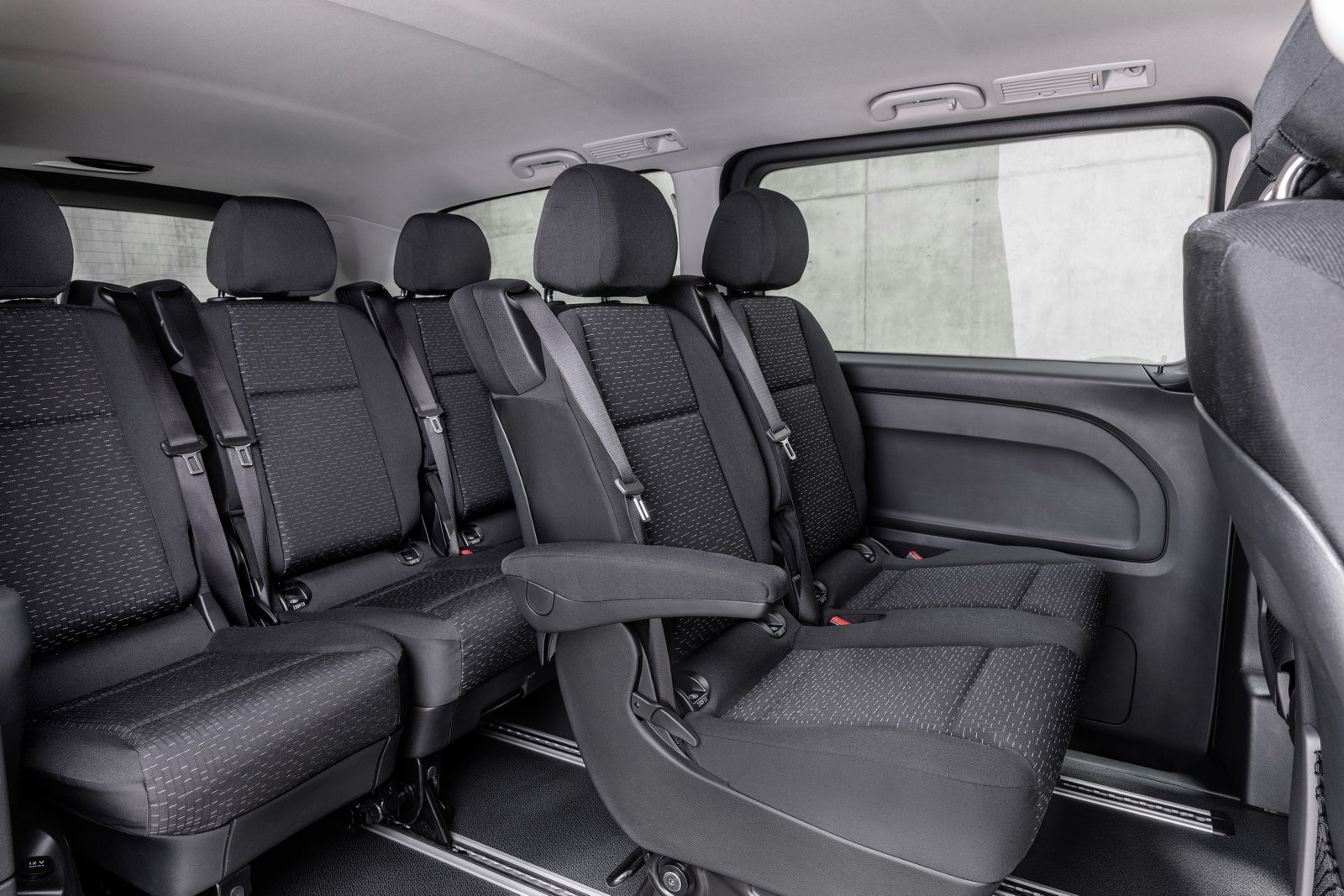 Mercedes-Benz Vito passenger seating and interior space