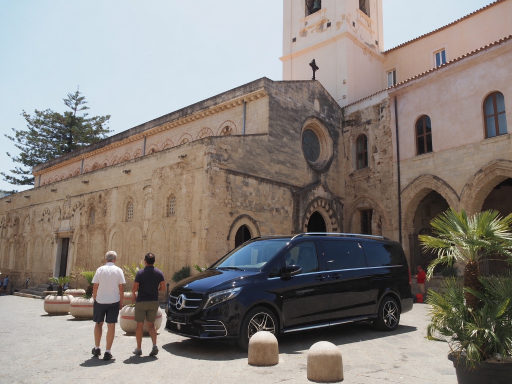 Fab Tours Private Transfer Van